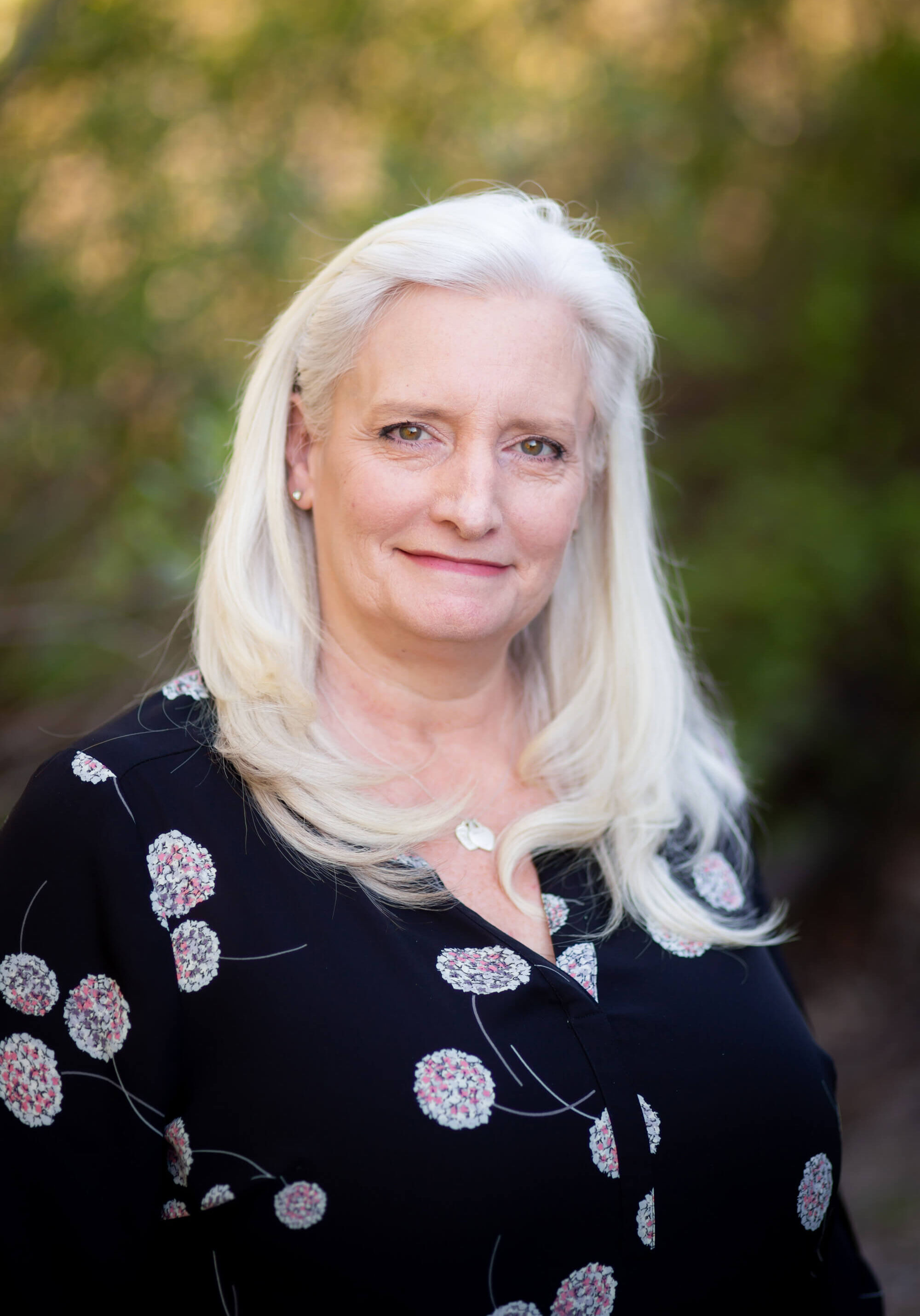 Kim Banks Headshot